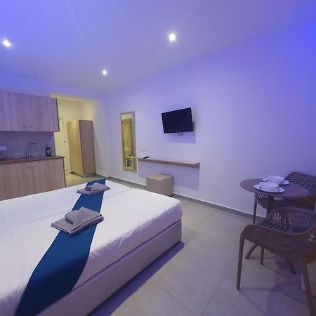 Sun Plaza Suites - Adults Only 圣纳帕 外观 照片