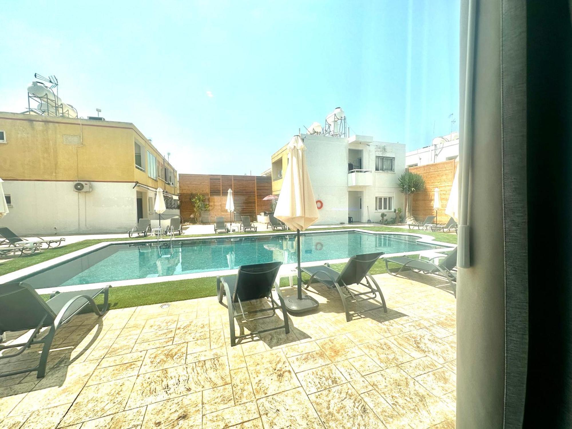 Sun Plaza Suites - Adults Only 圣纳帕 外观 照片